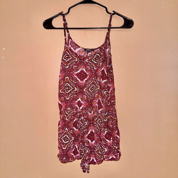 Ambiance Women's Red Graphic Sleeveless Blouse Top - Size Small - Picture 5 of 8